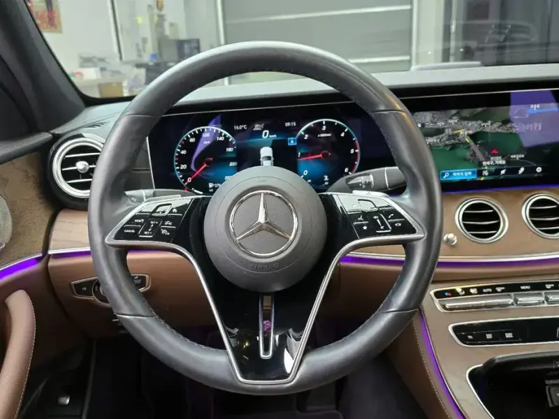 2022 Mercedes-Benz E-Класс с пробегом 90 341 км