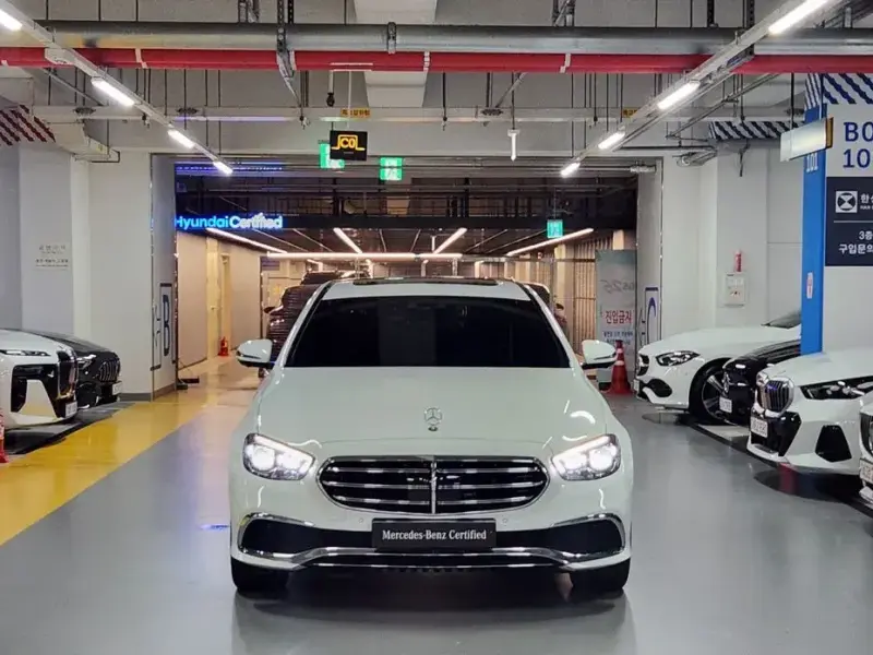 2022 Mercedes-Benz E-Класс с пробегом 39 025 км