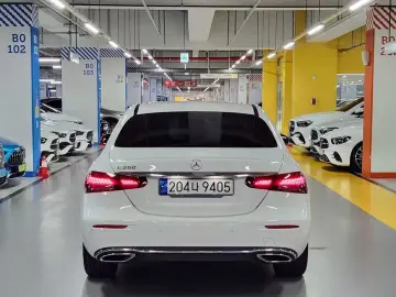 2022 Mercedes-Benz E-Класс с пробегом 39 025 км