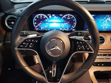 2022 Mercedes-Benz E-Класс с пробегом 39 025 км