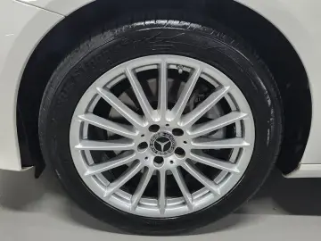 2022 Mercedes-Benz E-Класс с пробегом 39 025 км