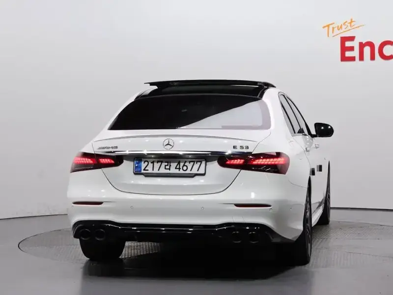 2023 Mercedes-Benz E-Класс с пробегом 44 233 км