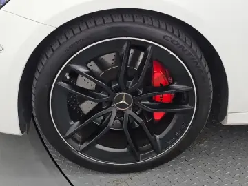 2023 Mercedes-Benz E-Класс с пробегом 44 233 км