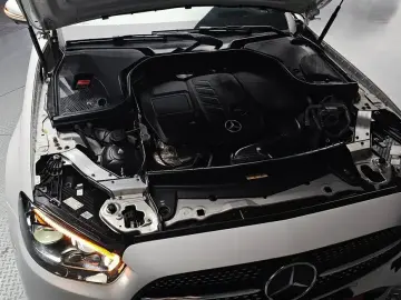 2021 Mercedes-Benz E-Класс с пробегом 64 157 км