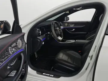 2023 Mercedes-Benz E-Класс с пробегом 44 233 км