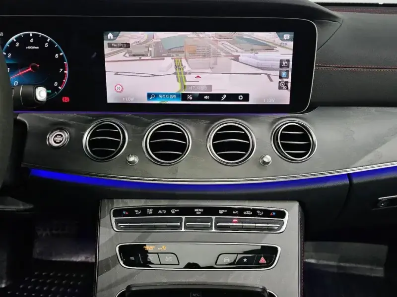 2023 Mercedes-Benz E-Класс с пробегом 44 233 км
