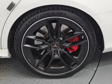 2023 Mercedes-Benz E-Класс с пробегом 44 233 км