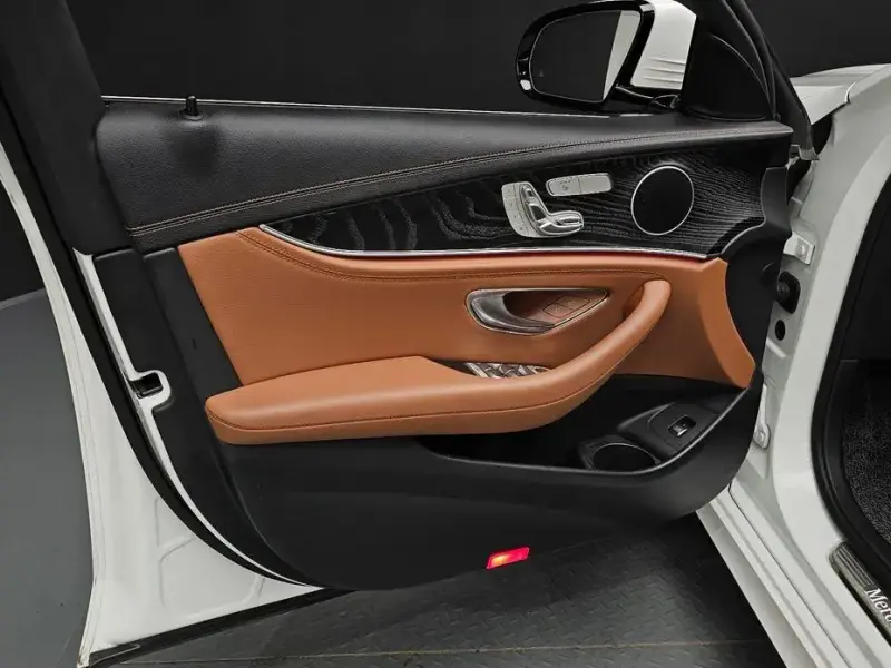 2021 Mercedes-Benz E-Класс с пробегом 64 157 км