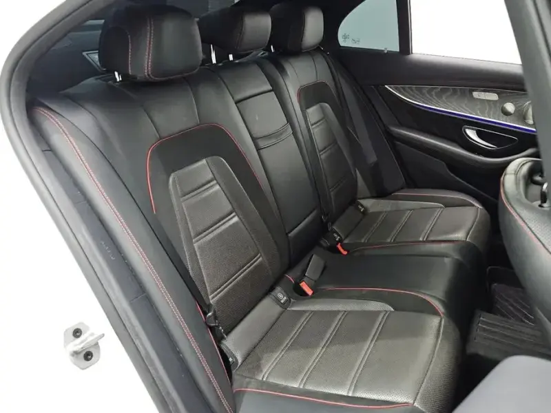 2023 Mercedes-Benz E-Класс с пробегом 44 233 км
