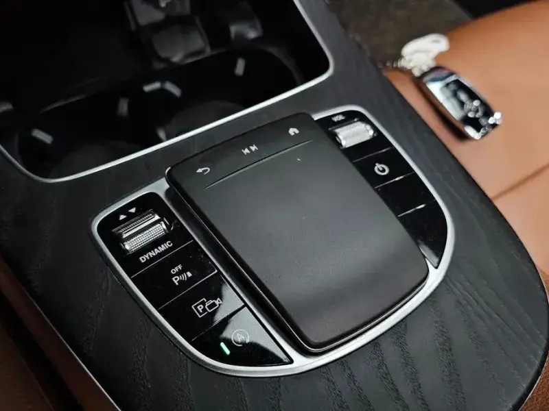 2021 Mercedes-Benz E-Класс с пробегом 64 157 км