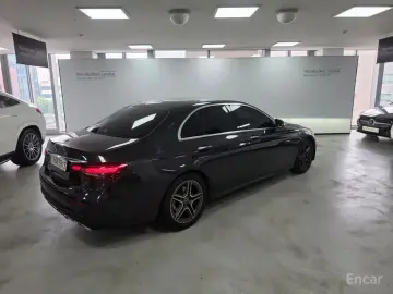 2022 Mercedes-Benz E-Класс с пробегом 58 886 км