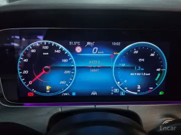 2022 Mercedes-Benz E-Класс с пробегом 58 886 км
