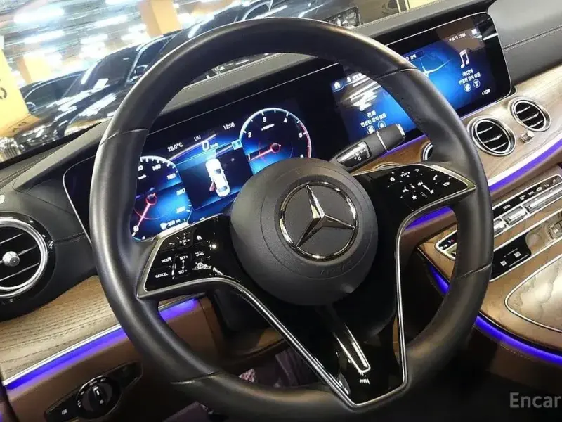 2023 Mercedes-Benz E-Класс с пробегом 15 500 км