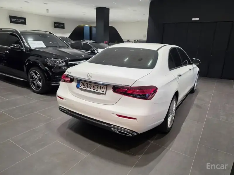 2022 Mercedes-Benz E-Класс с пробегом 49 157 км