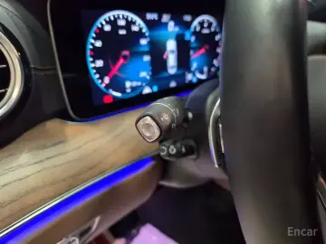2022 Mercedes-Benz E-Класс с пробегом 49 157 км