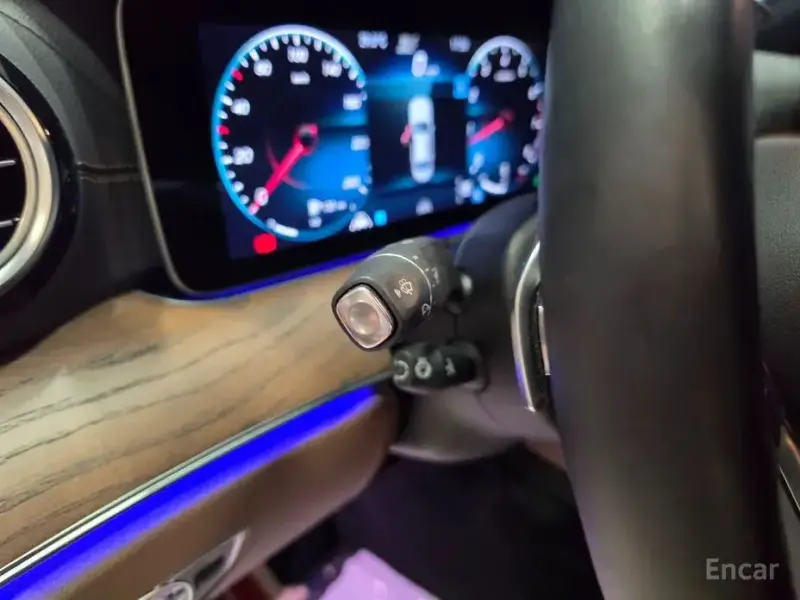 2022 Mercedes-Benz E-Класс с пробегом 49 157 км