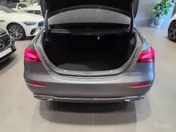 2023 Mercedes-Benz E-Класс с пробегом 33 961 км