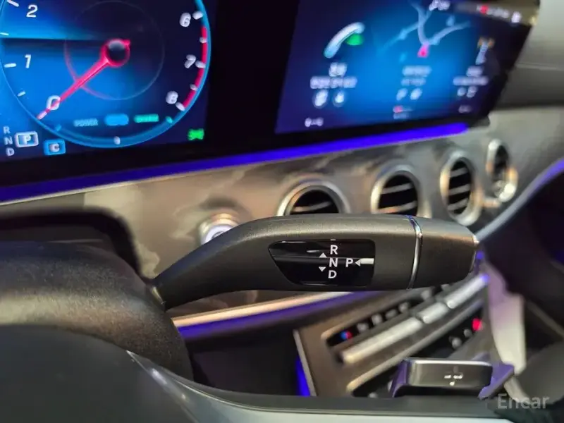 2023 Mercedes-Benz E-Класс с пробегом 63 028 км