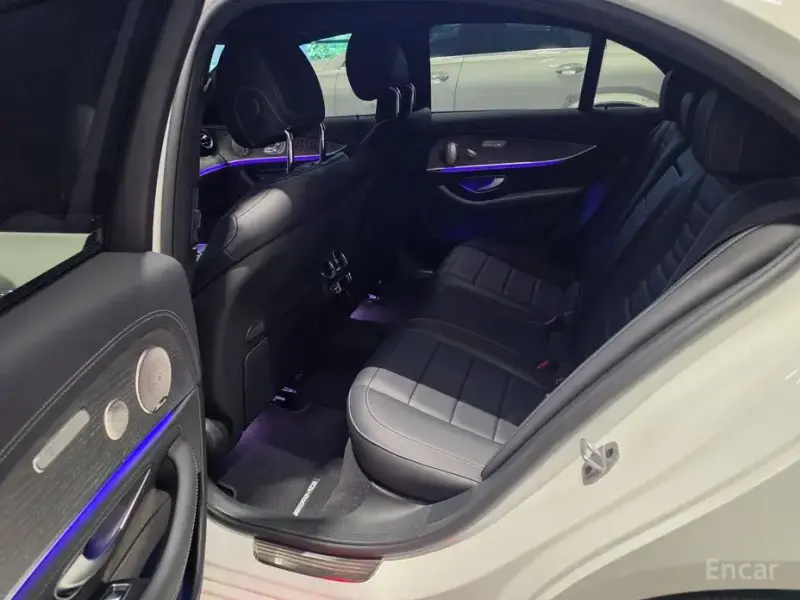 2023 Mercedes-Benz E-Класс с пробегом 63 028 км