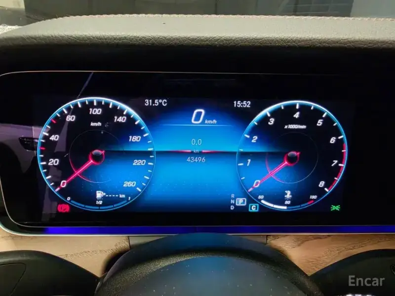 2022 Mercedes-Benz E-Класс с пробегом 43 496 км