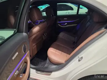 2022 Mercedes-Benz E-Класс с пробегом 43 496 км