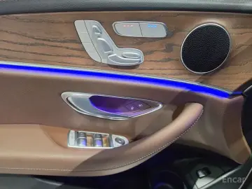 2022 Mercedes-Benz E-Класс с пробегом 43 496 км