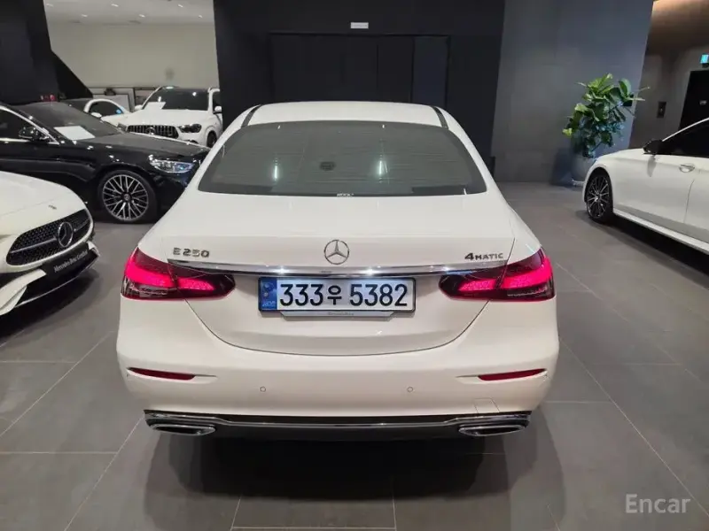 2023 Mercedes-Benz E-Класс с пробегом 56 192 км