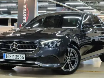 2023 Mercedes-Benz E-Класс с пробегом 16 664 км