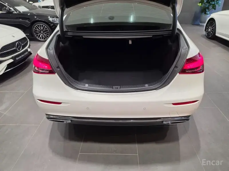 2023 Mercedes-Benz E-Класс с пробегом 56 192 км