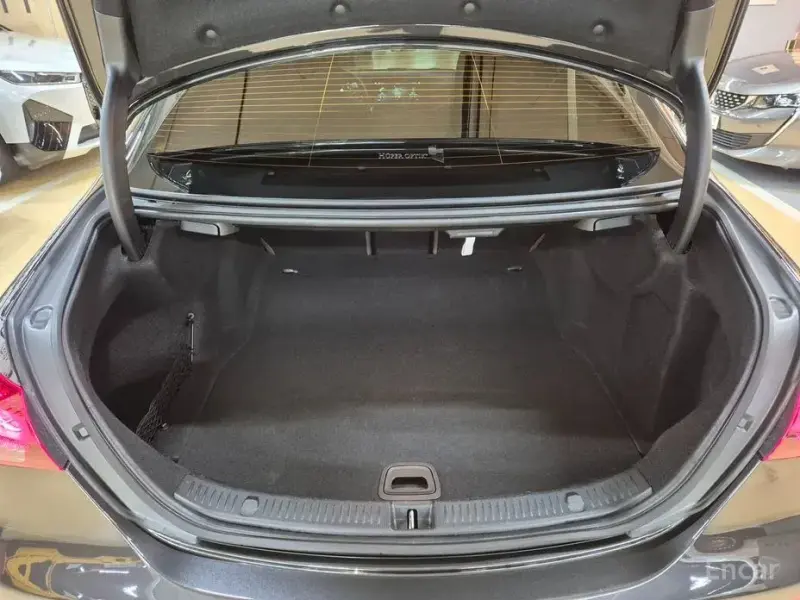 2023 Mercedes-Benz E-Класс с пробегом 16 664 км