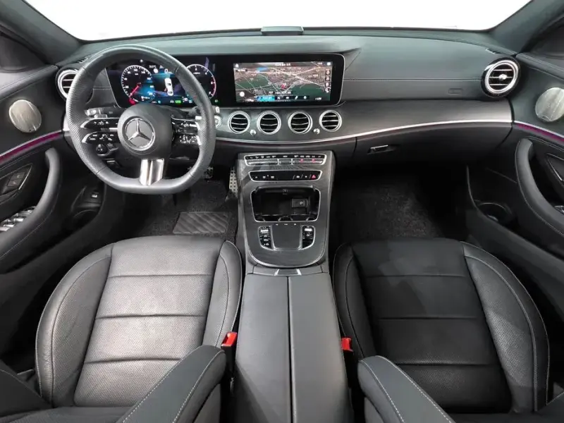 2022 Mercedes-Benz E-Класс с пробегом 25 918 км