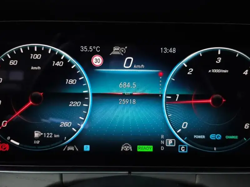 2022 Mercedes-Benz E-Класс с пробегом 25 918 км