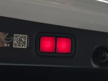 2022 Mercedes-Benz E-Класс с пробегом 25 918 км