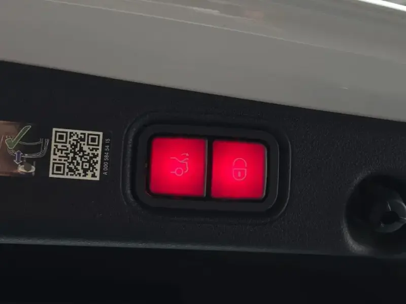 2022 Mercedes-Benz E-Класс с пробегом 25 918 км
