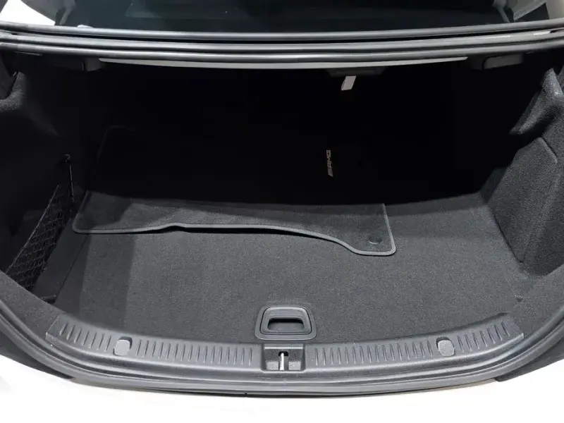 2022 Mercedes-Benz E-Класс с пробегом 25 918 км