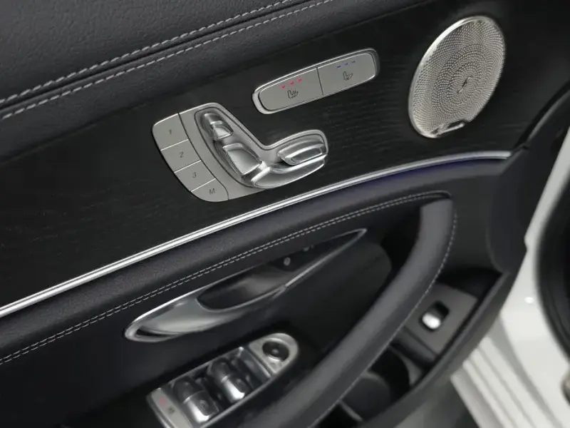 2022 Mercedes-Benz E-Класс с пробегом 25 918 км