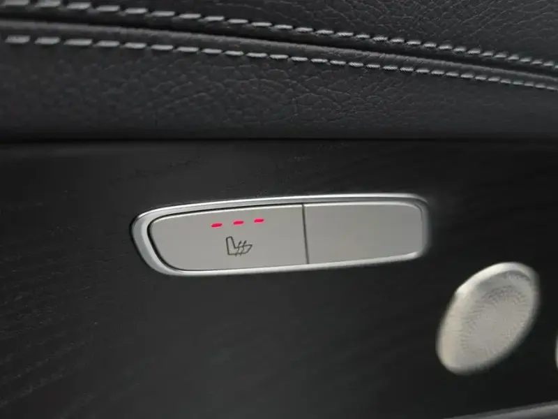2022 Mercedes-Benz E-Класс с пробегом 25 918 км