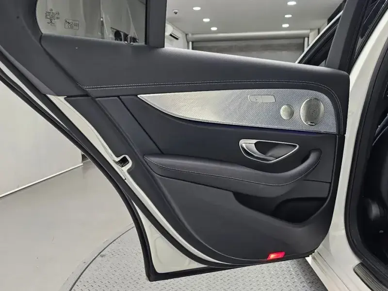 2021 Mercedes-Benz E-Класс с пробегом 95 354 км