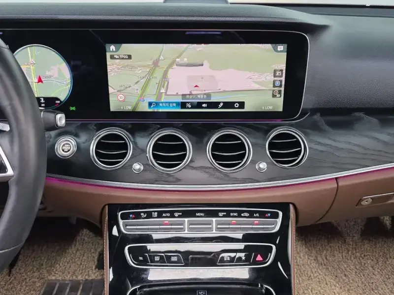 2023 Mercedes-Benz E-Класс с пробегом 51 588 км