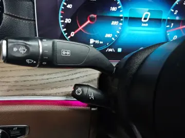2022 Mercedes-Benz E-Класс с пробегом 61 712 км