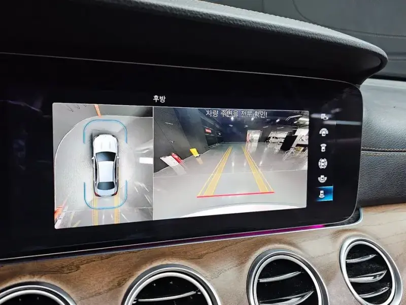 2022 Mercedes-Benz E-Класс с пробегом 61 712 км