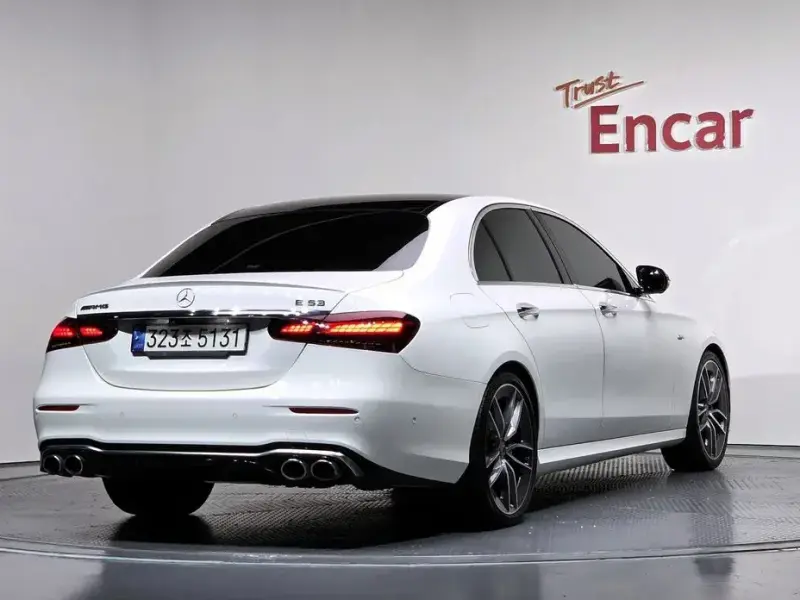2021 Mercedes-Benz E-Класс с пробегом 23 587 км