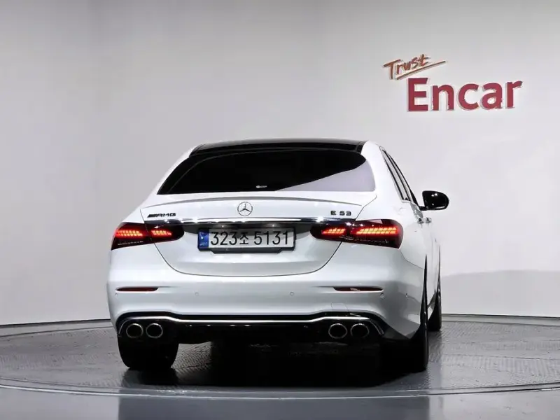 2021 Mercedes-Benz E-Класс с пробегом 23 587 км