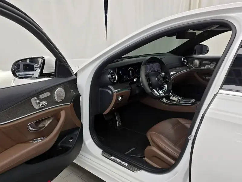 2021 Mercedes-Benz E-Класс с пробегом 23 587 км