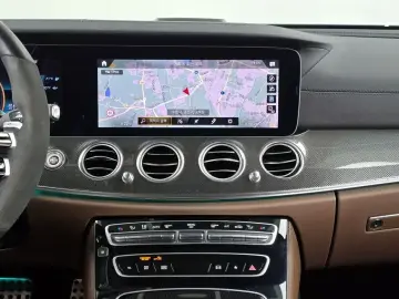 2021 Mercedes-Benz E-Класс с пробегом 23 587 км