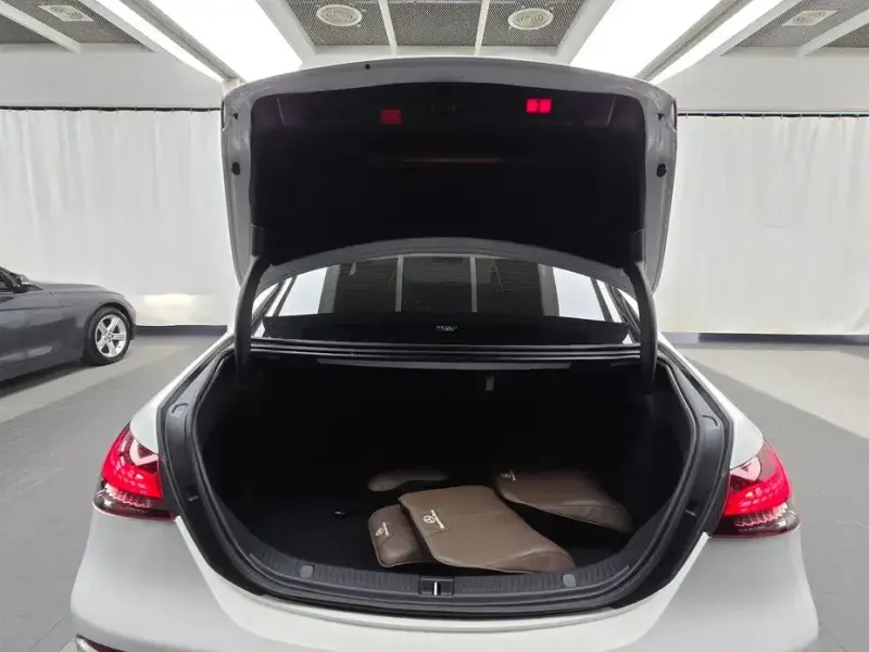2021 Mercedes-Benz E-Класс с пробегом 23 587 км