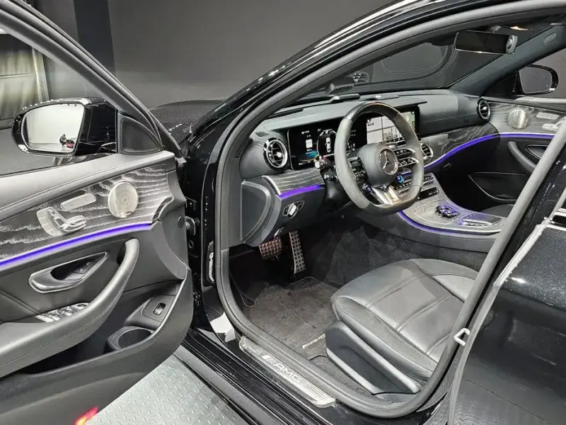 2023 Mercedes-Benz E-Класс с пробегом 53 777 км