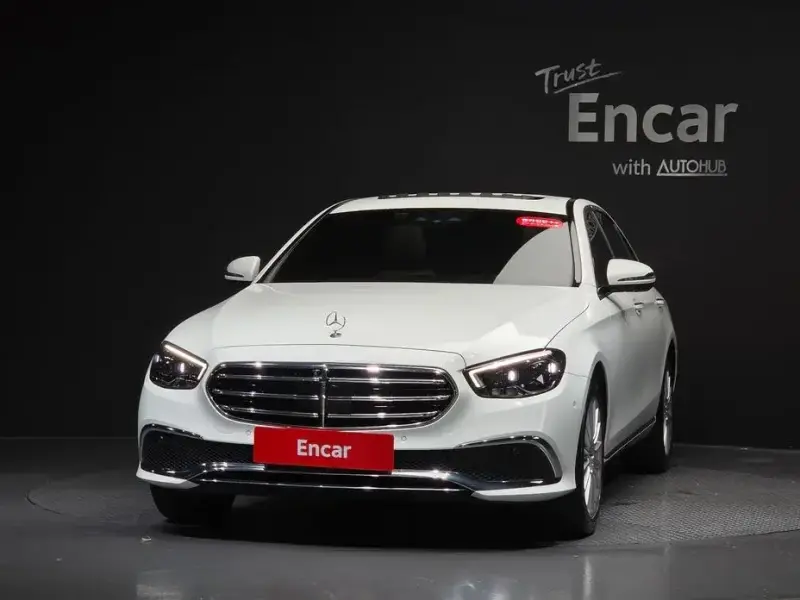 2022 Mercedes-Benz E-Класс с пробегом 58 558 км