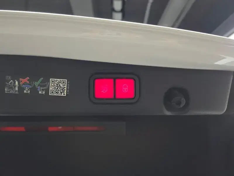 2022 Mercedes-Benz E-Класс с пробегом 58 558 км