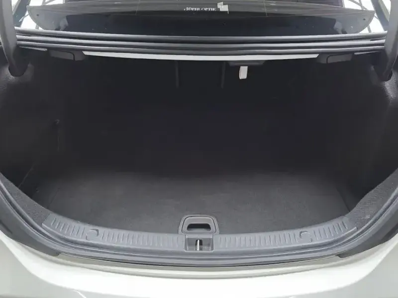 2022 Mercedes-Benz E-Класс с пробегом 58 558 км